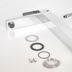 BATERIA ŁAZIENKOWA UMYWALKOWA F211HA CHROM