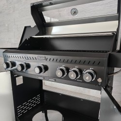 GRILL OGRODOWY GAZOWY Z POKRYWĄ I PÓŁKAMI ZEUS-D CZARNY RUSZT ŻELIWNY 17,5 KW