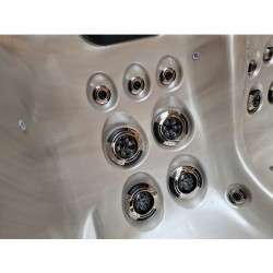 JACUZZI OGRODOWE WANNA SPA344 CAPPUCCINO OBUDOWA SZARA DESKA 210x210 CM
