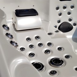 JACUZZI OGRODOWE WANNA SPA403 BIAŁA PERŁA OBUDOWA KAWA 230x230 CM