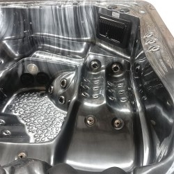 JACUZZI OGRODOWE WANNA SPA562 CZARNA FALA OCEANU OBUDOWA CZARNA 230x230 CM
