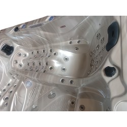 JACUZZI OGRODOWE WANNA SPA702 CAPPUCCINO OBUDOWA SZARA 230x230 CM