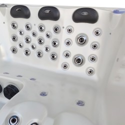 JACUZZI OGRODOWE WANNA SPA743 BIAŁA PERŁA OBUDOWA KAWA 220x220 CM