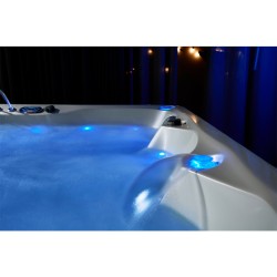 JACUZZI OGRODOWE WANNA SPA744 BIAŁA PERŁA OBUDOWA SZARA 210x210 CM