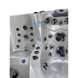 JACUZZI OGRODOWE WANNA SPA746 BIAŁA PERŁA OBUDOWA SZARA DESKA F22 230x230 CM