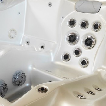 JACUZZI OGRODOWE WANNA SPA566 FULL 200x200 biała perła Obudowa kawa