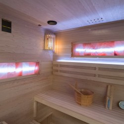 SAUNA FIŃSKA WYSOKOTEMPERATUROWA Z PIECEM LARK5/HARVIA 6KW 4-5 OSOBOWA 180x160 CM
