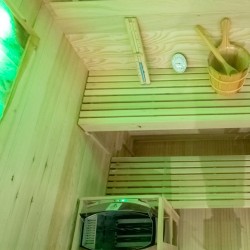 SAUNA FIŃSKA WYSOKOTEMPERATUROWA Z PIECEM LARK3-WD/HARVIA 4,5KW 3-4 OSOBOWA 140x150 CM