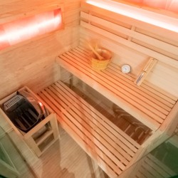 SAUNA FIŃSKA WYSOKOTEMPERATUROWA Z PIECEM LARK4-WD/HARVIA 6KW 4-5 OSOBOWA 150x150 CM