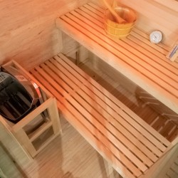 SAUNA FIŃSKA WYSOKOTEMPERATUROWA Z PIECEM LARK4-WD/HARVIA 6KW 4-5 OSOBOWA 150x150 CM