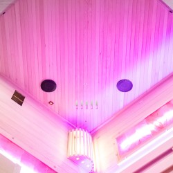 SAUNA FIŃSKA WYSOKOTEMPERATUROWA Z PIECEM LARK4-WD/HARVIA 6KW 4-5 OSOBOWA 150x150 CM