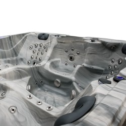 JACUZZI OGRODOWE WANNA SPA702 ODYSSEY OBUDOWA ANTRACYT 230x230 CM