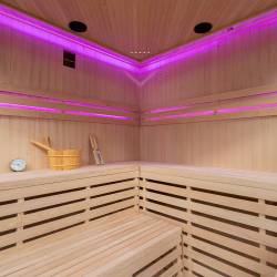 SAUNA FIŃSKA WYSOKOTEMPERATUROWA Z PIECEM OSLO6/HRAVIA 5-6 OSOBOWA 200x200 OSLO6