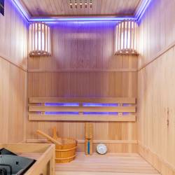 SAUNA FIŃSKA WYSOKOTEMPERATUROWA Z PIECEM OSLO1/HARVIA 1-2 OSOBOWA 120x105 OSLO1