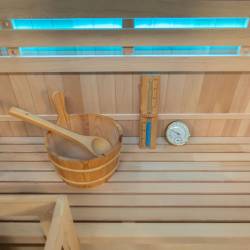 SAUNA FIŃSKA WYSOKOTEMPERATUROWA Z PIECEM OSLO1/HARVIA 1-2 OSOBOWA 120x105 OSLO1