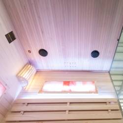 SAUNA FIŃSKA WYSOKOTEMPERATUROWA Z PIECEM LARK3/HARVIA 4,5KW 3-4 OSOBOWA 140x150 CM LARK3