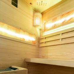 SAUNA FIŃSKA WYSOKOTEMPERATUROWA Z PIECEM LARK2/HARVIA 3,5KW 1-2 OSOBOWA 120x120 CM LARK2