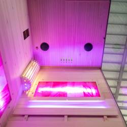 SAUNA FIŃSKA WYSOKOTEMPERATUROWA Z PIECEM LARK1/HARVIA 3,5KW 1-2 OSOBOWA 120x120 CM LARK1