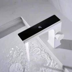 BATERIA UMYWALKOWA ŁAZIENKOWA F11W BIAŁO/CZARNA LCD F11-WH-BL