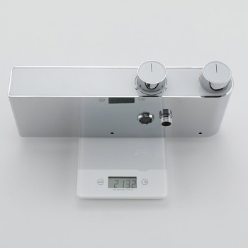 Bateria prysznicowa natynkowa F12C chrom z deszczownicą