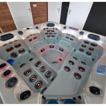 JACUZZI OGRODOWE WANNA SPA345 220x220 biała perła obudowa szara deska