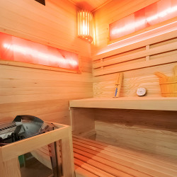 SAUNA FIŃSKA WYSOKOTEMPERATUROWA Z PIECEM LARK3/HARVIA 4,5KW 3-4 OSOBOWA 140x150 CM LARK3