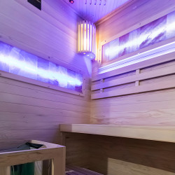 SAUNA FIŃSKA WYSOKOTEMPERATUROWA Z PIECEM LARK2/HARVIA 3,5KW 1-2 OSOBOWA 120x120 CM LARK2