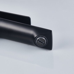 BATERIA UMYWALKOWA ŁAZIENKOWA  FARGO-H CZARNA FARGO-H-BL