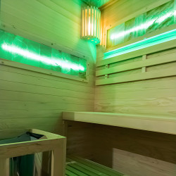 SAUNA FIŃSKA WYSOKOTEMPERATUROWA Z PIECEM LARK2-WD/HARVIA 3,5KW 1-2 OSOBOWA 120x120 CM
