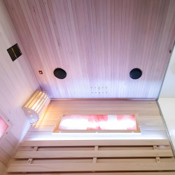 SAUNA FIŃSKA WYSOKOTEMPERATUROWA Z PIECEM LARK3-WD/HARVIA 4,5KW 3-4 OSOBOWA 140x150 CM