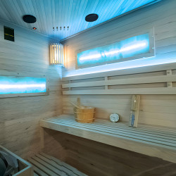SAUNA FIŃSKA WYSOKOTEMPERATUROWA Z PIECEM LARK4-WD/HARVIA 6KW 4-5 OSOBOWA 150x150 CM