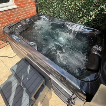 JACUZZI OGRODOWE WANNA SPA569 200x135 230V Czarna fala obudowa antracyt